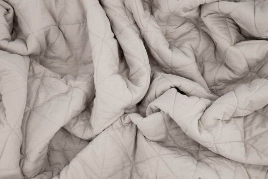 Nilla Sengetæppe 260 x 260 Beige