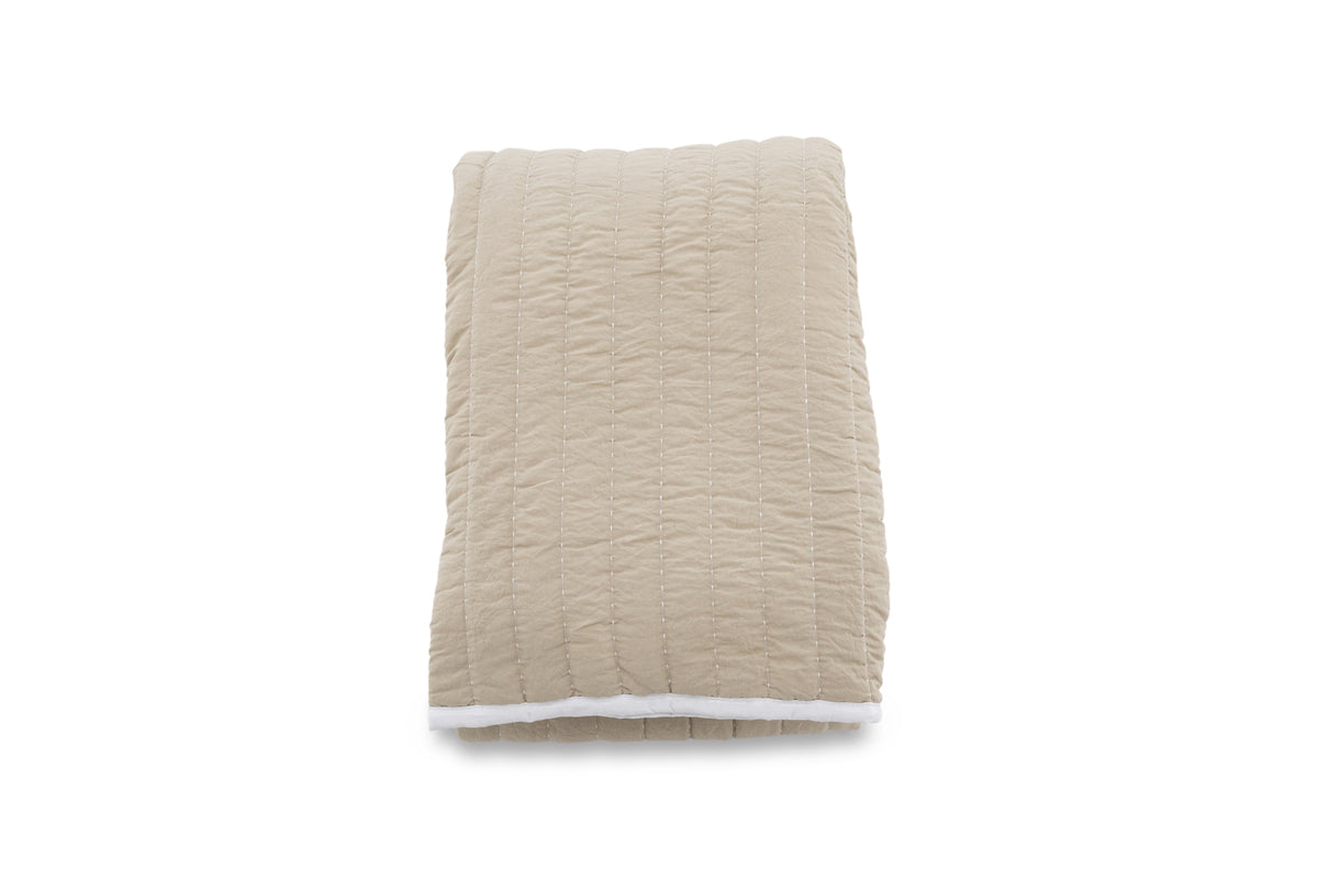 Juni Sengetæppe 150 x 250 Beige