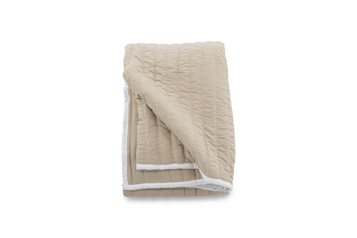 Juni Sengetæppe 150 x 250 Beige