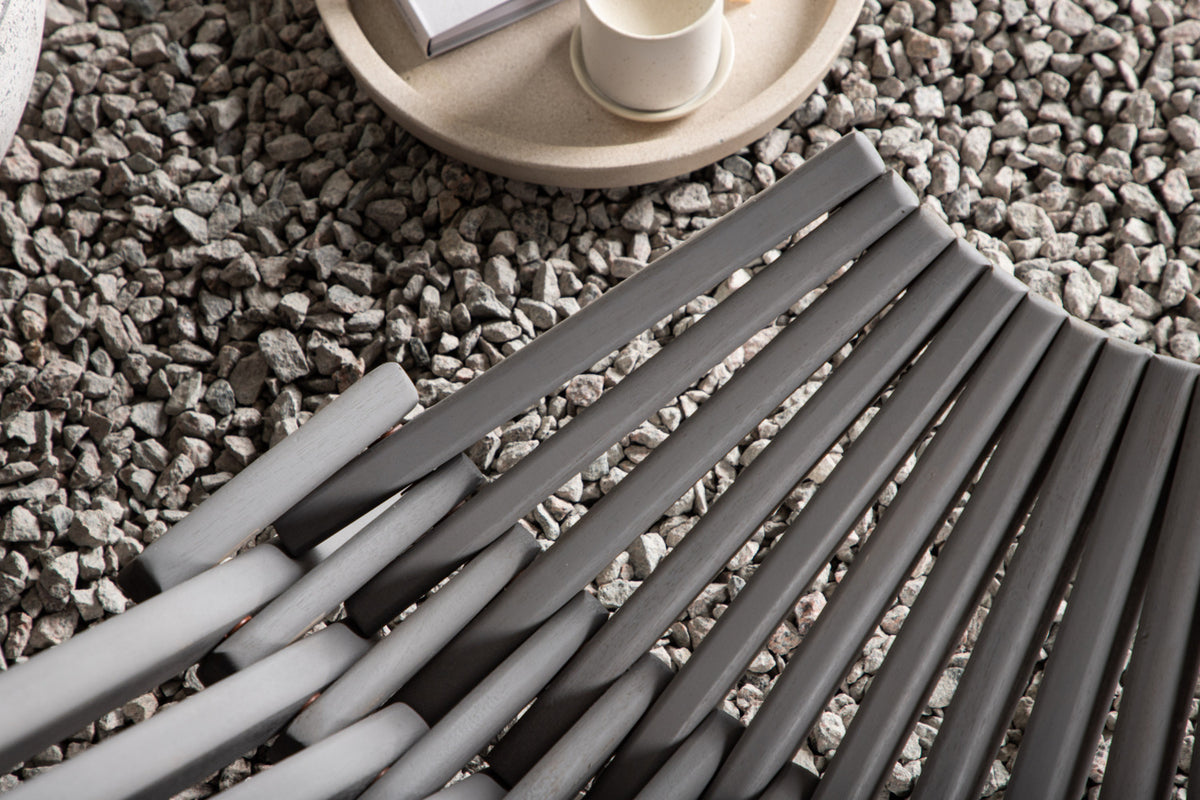 Asta Loungestole Mørkegrå