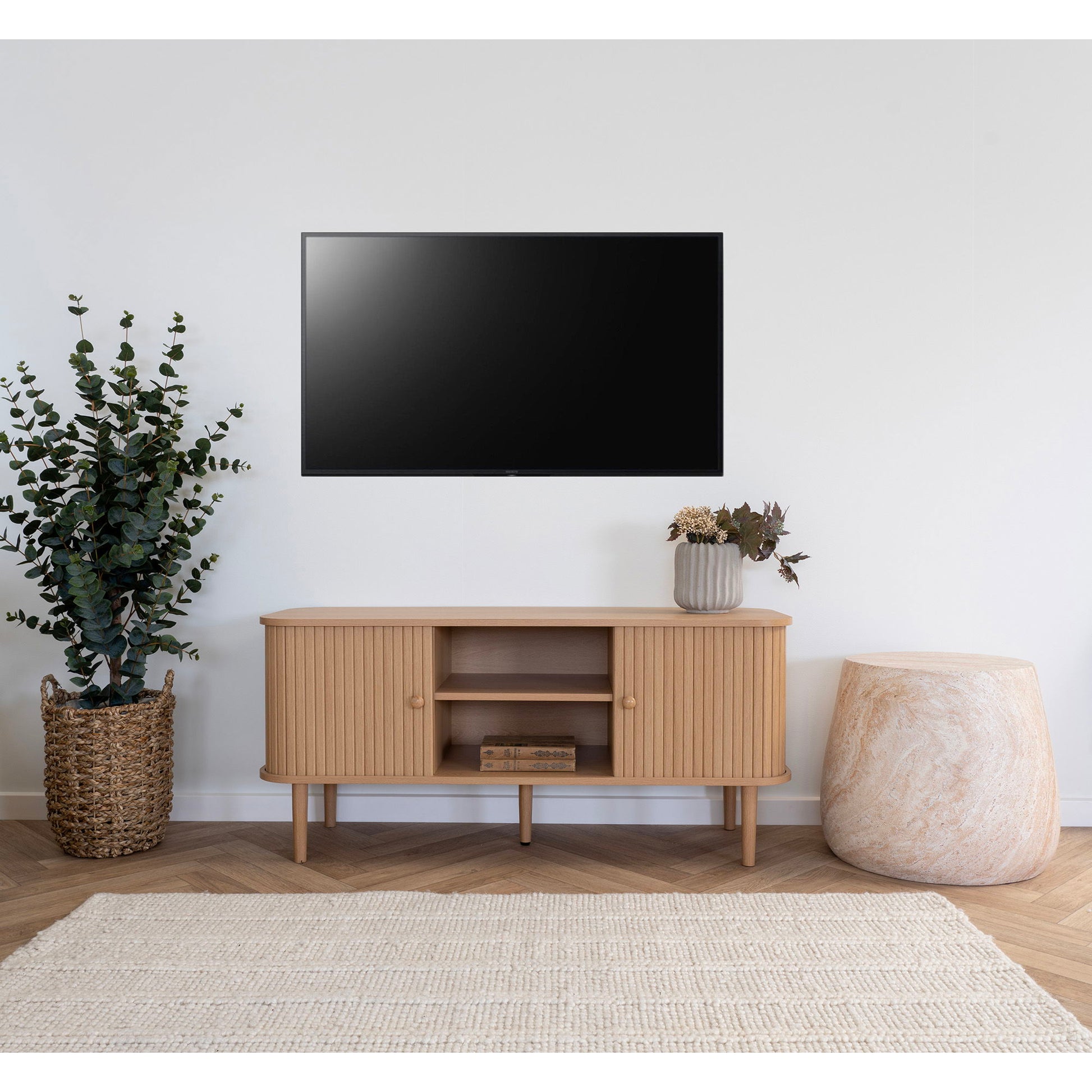 Nikko TV-bænk
