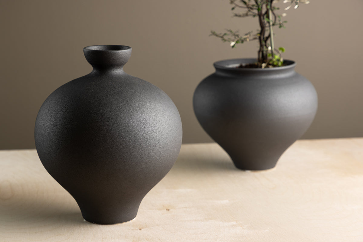 Rellis Vase ø20 Sort