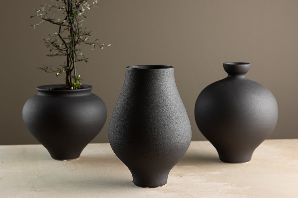 Rellis Vase ø14 Sort