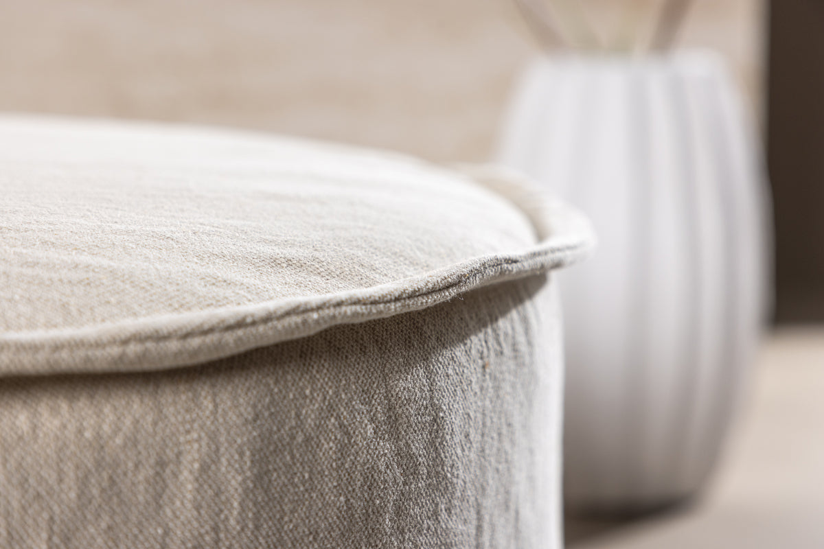 Vindö Ottoman ø101 ⌀101 Beige