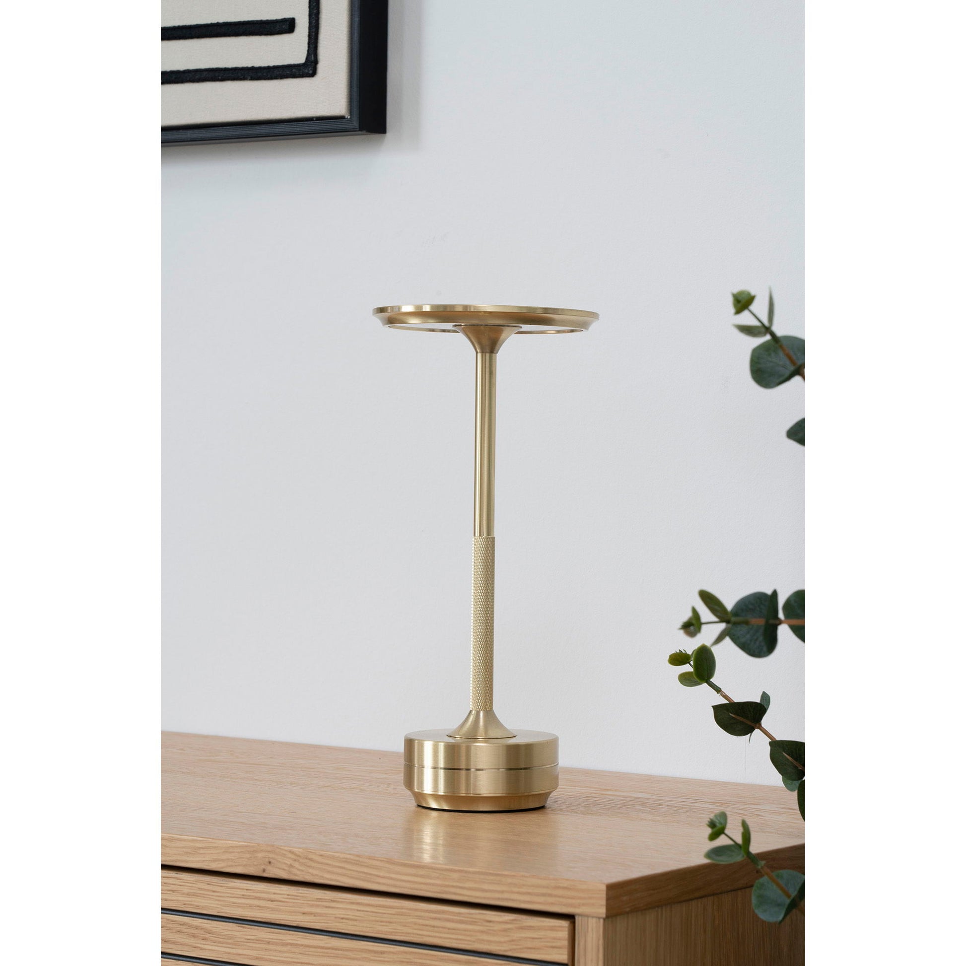 Lyneham Bordlampe