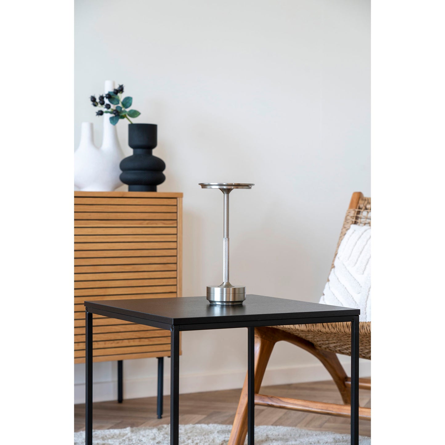 Lyneham Bordlampe