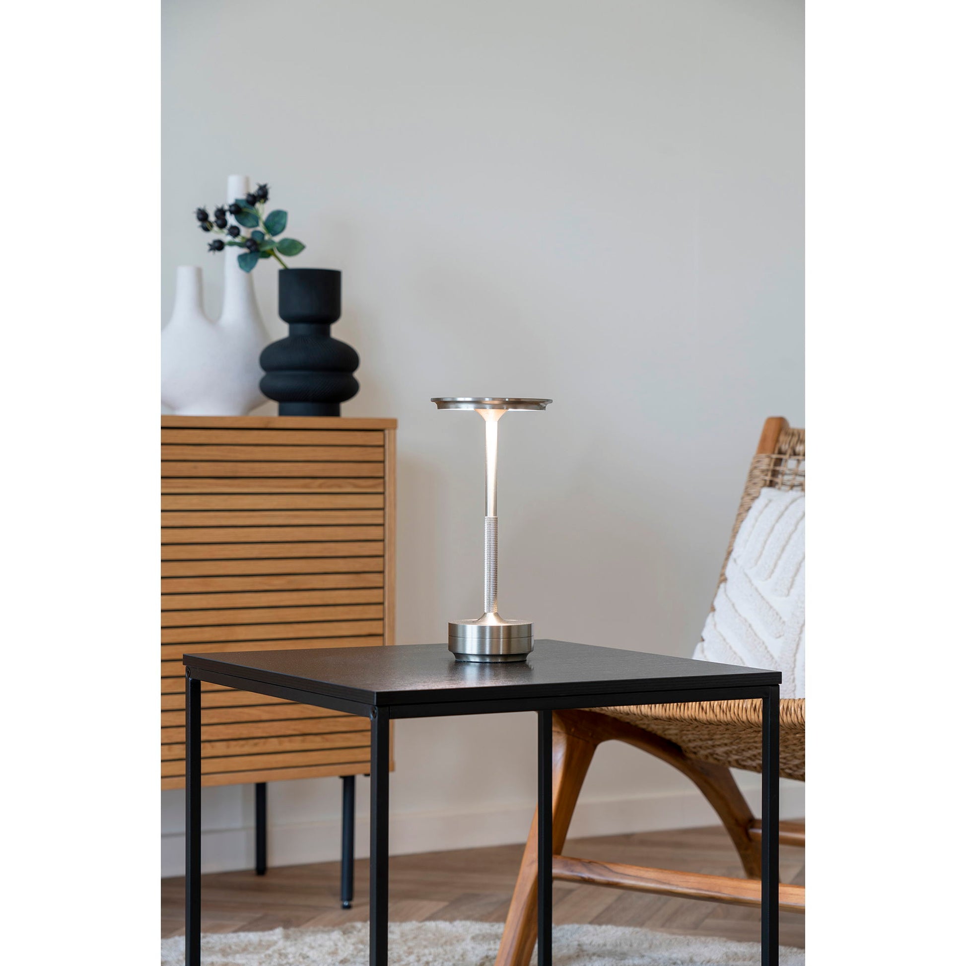 Lyneham Bordlampe