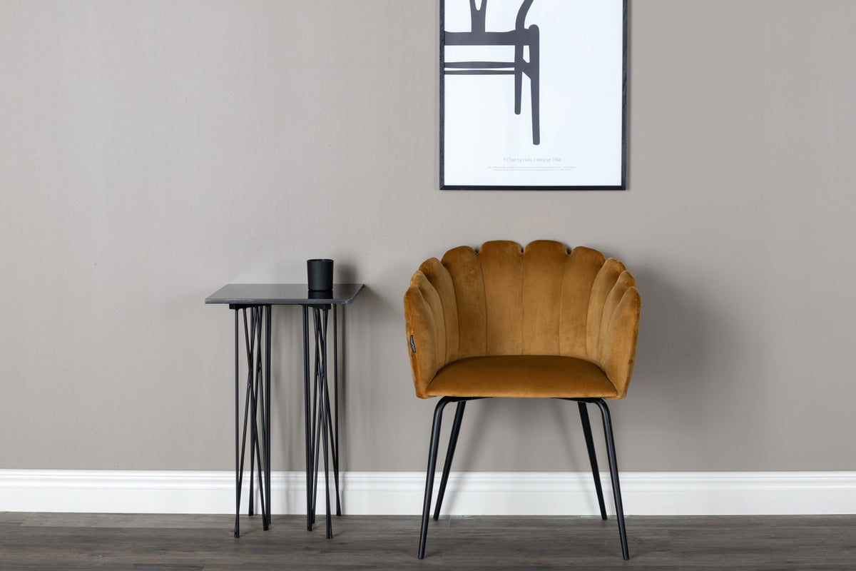 Spisebordsstol Gul + Rundt Spisebord 140 Brun