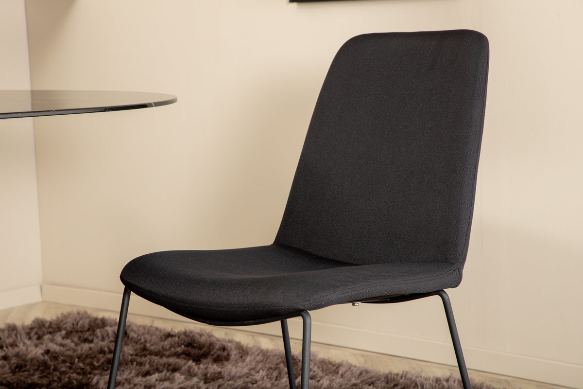 Pillan, Muce Oval Dining Set
