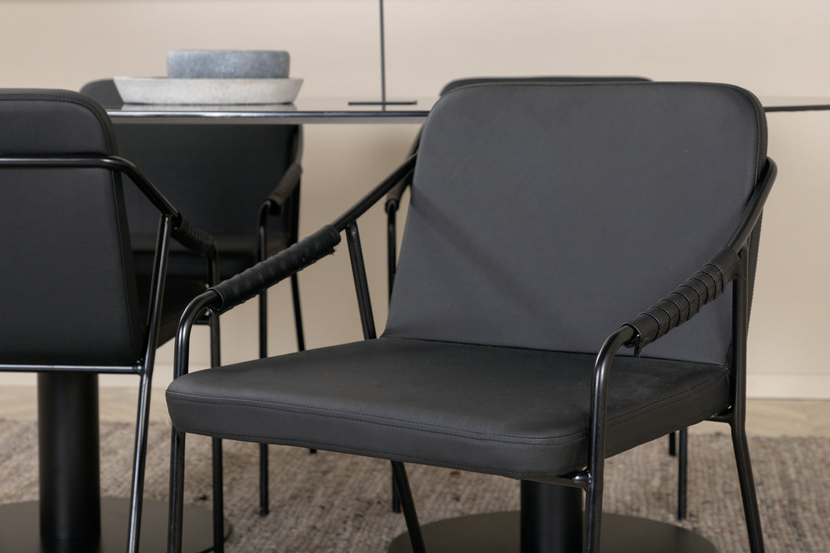 Pillan, Tvist Oval Dining Set