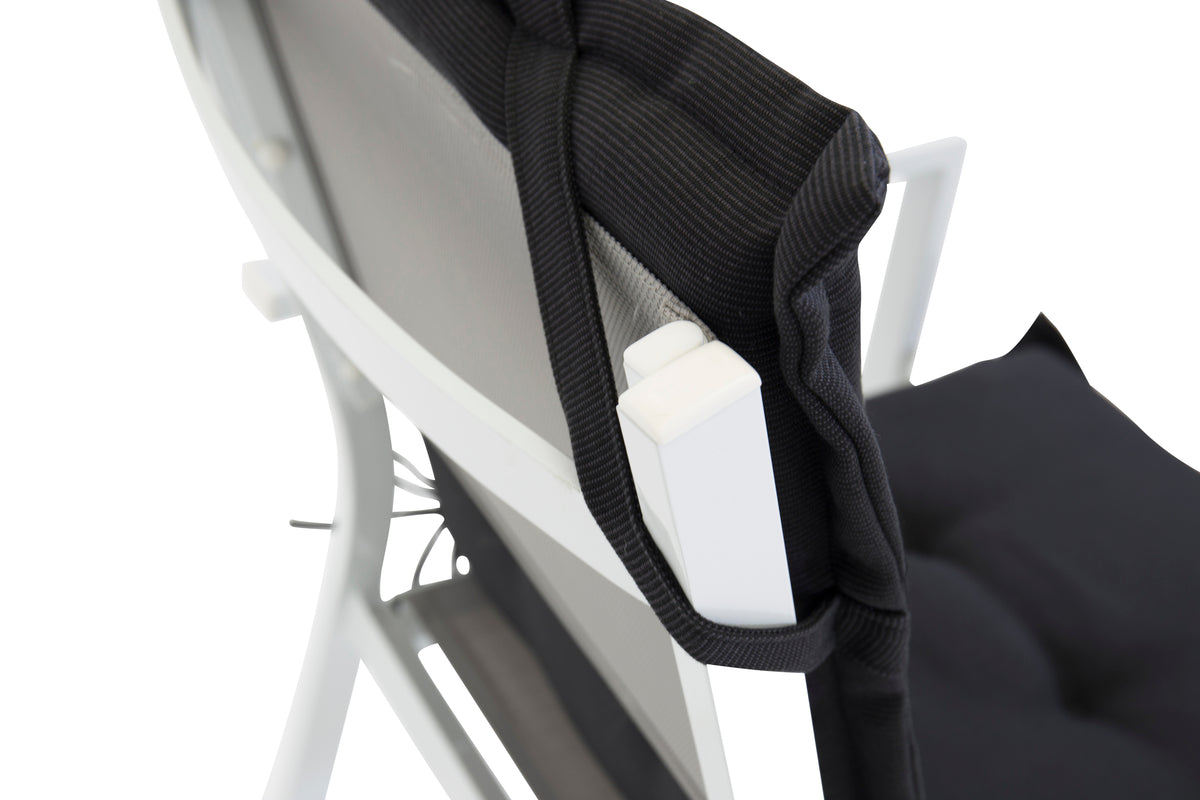 Hanna STOLHYNDER 132 x 11 x 56