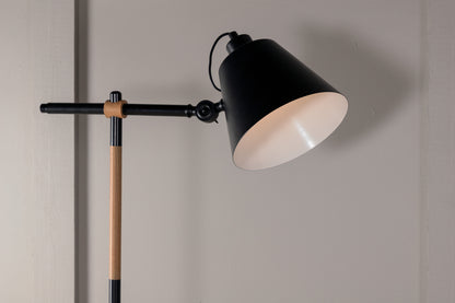 Skott Gulvlamper Sort