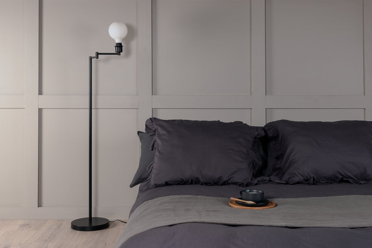 Gulvlampe Sort