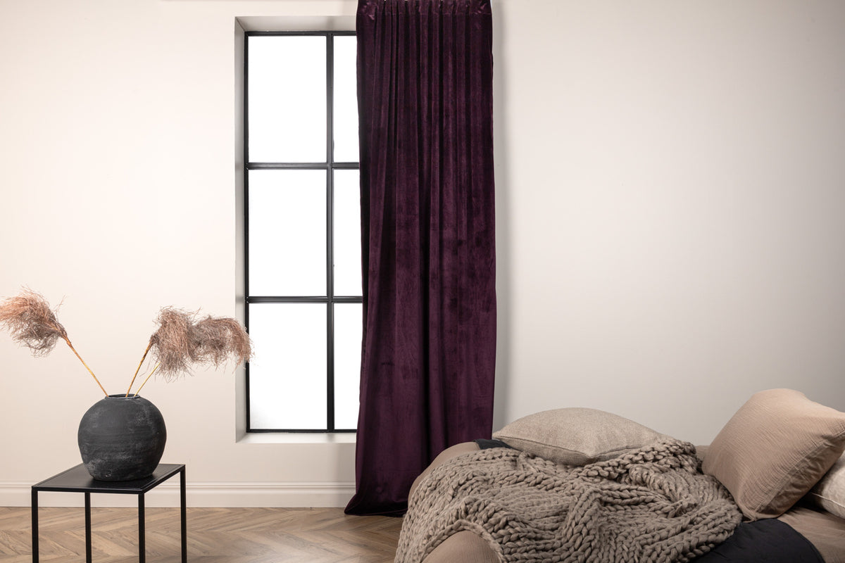 Mary Gardiner 250 × 135