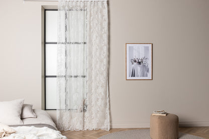 Daisy Gardiner 290 x 140