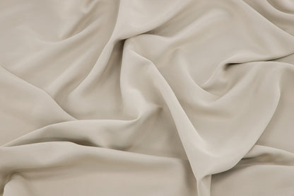 Evelyn Gardiner 135 x 240