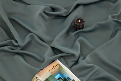 Evelyn Gardiner 290 × 135