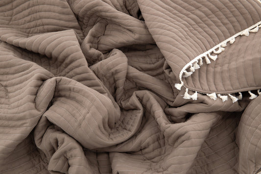 Lias Sengetæppe 180 x 260 Brun