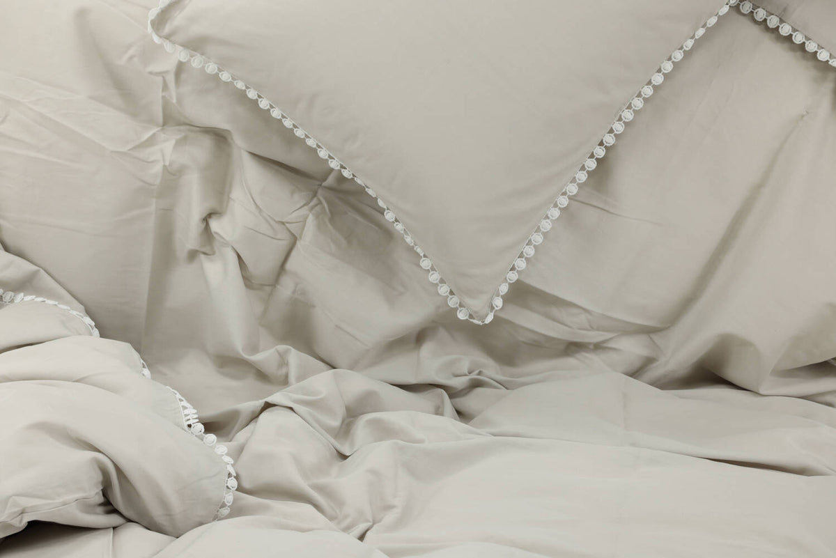 Livia Sengesæt 200 x 150 Lysegrå