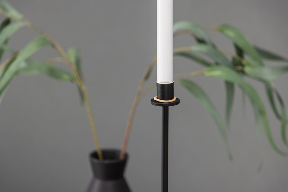 Högehall H69 Lysestager 12 x 69 Sort