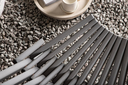 Asta Loungestole Mørkegrå