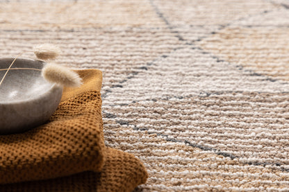 Loui Rectangular Carpet 90 x 60 Ivory