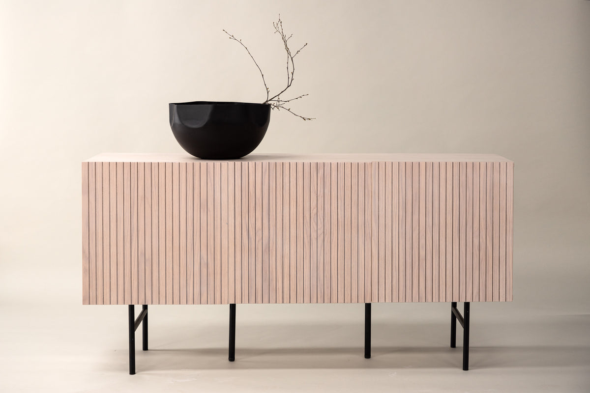 Björkön Cabinet 42 x 150 x 75 Whitewash