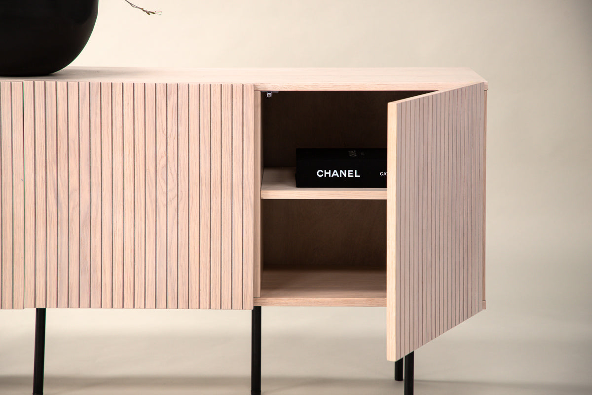 Björkön Cabinet 42 x 150 x 75 Whitewash