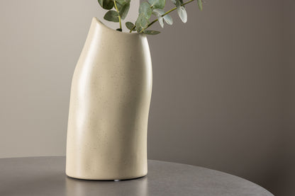 Ernst Vase 23 x 12 x 9 Beige med Sorte Prikker