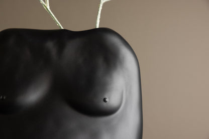 Romie Vase 28 x 24 x 14 Sort