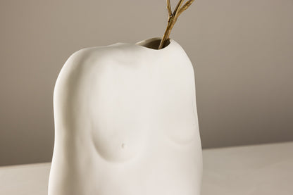 Romie Vase 28 x 24 x 14 Offwhite