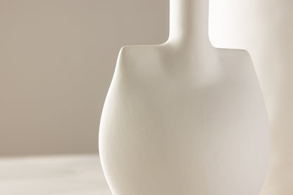 Madison Vase 22 x 14 x 8 Offwhite