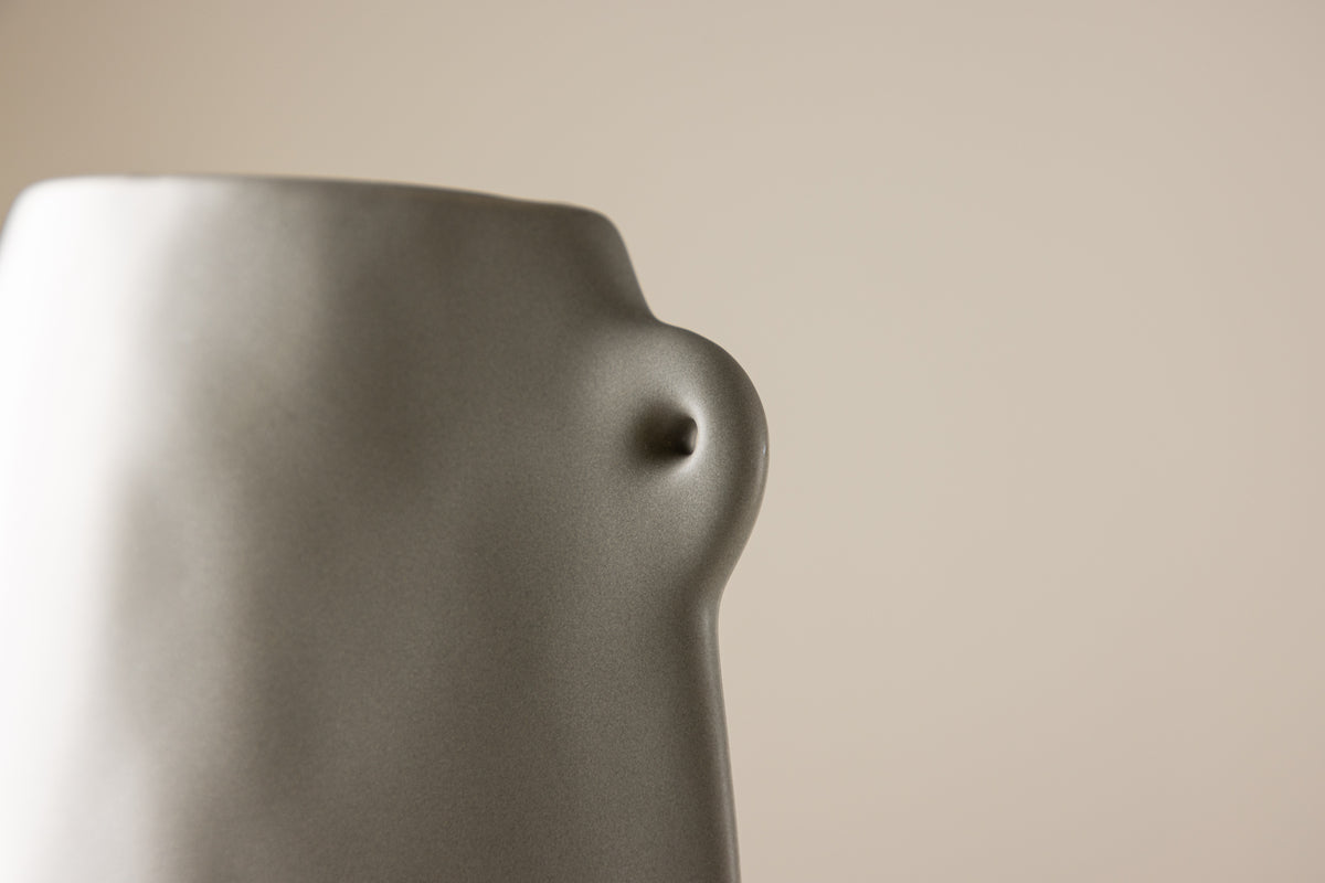 Hie Vase 21 x 14 x 5 Mørkegrå