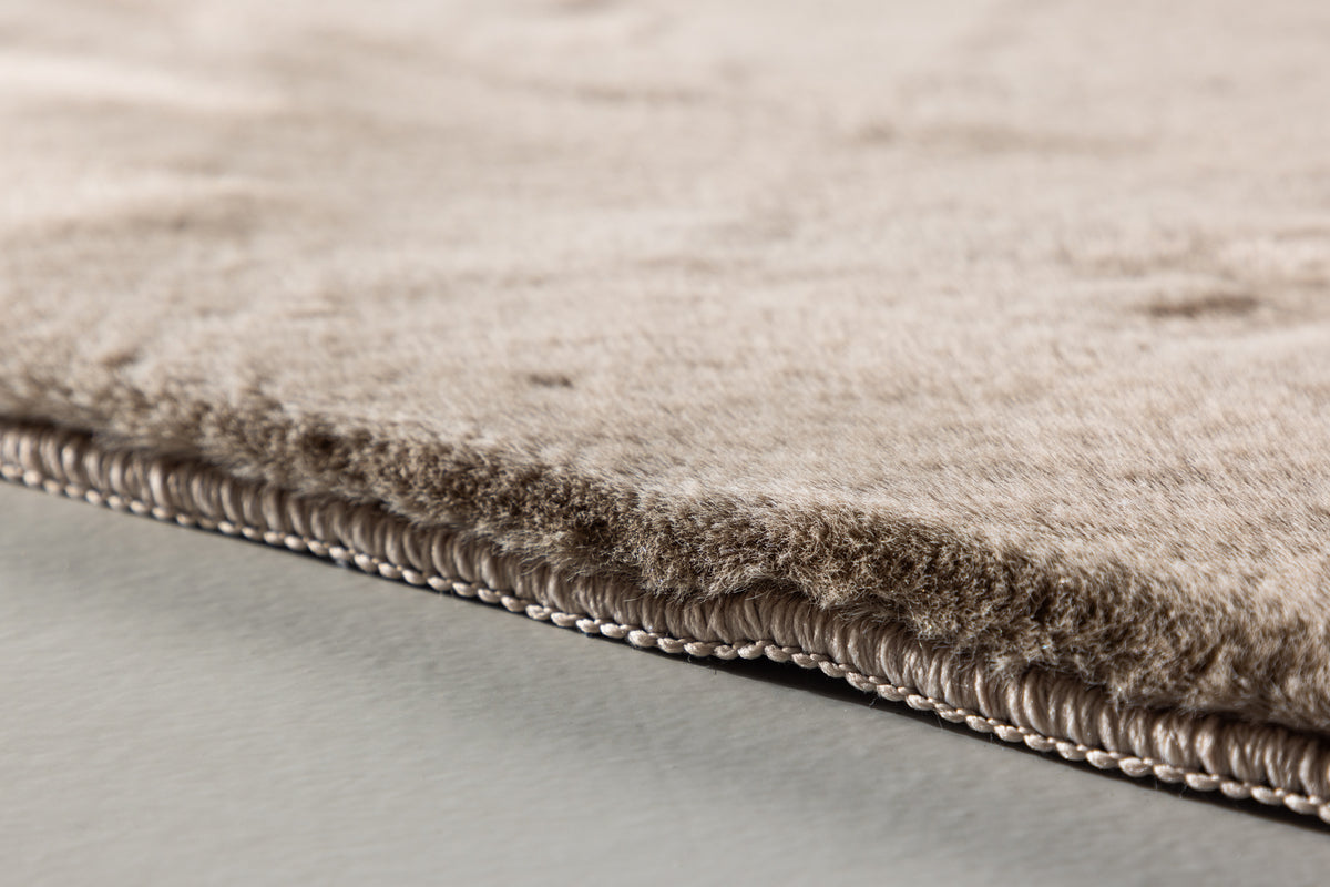Leni rektangulært tæppe 240 x 170 beige