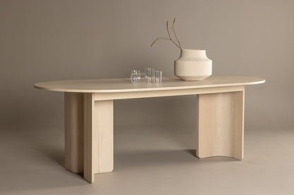 Tyresö Oval Spisebord 220 x 100 Hvidvask