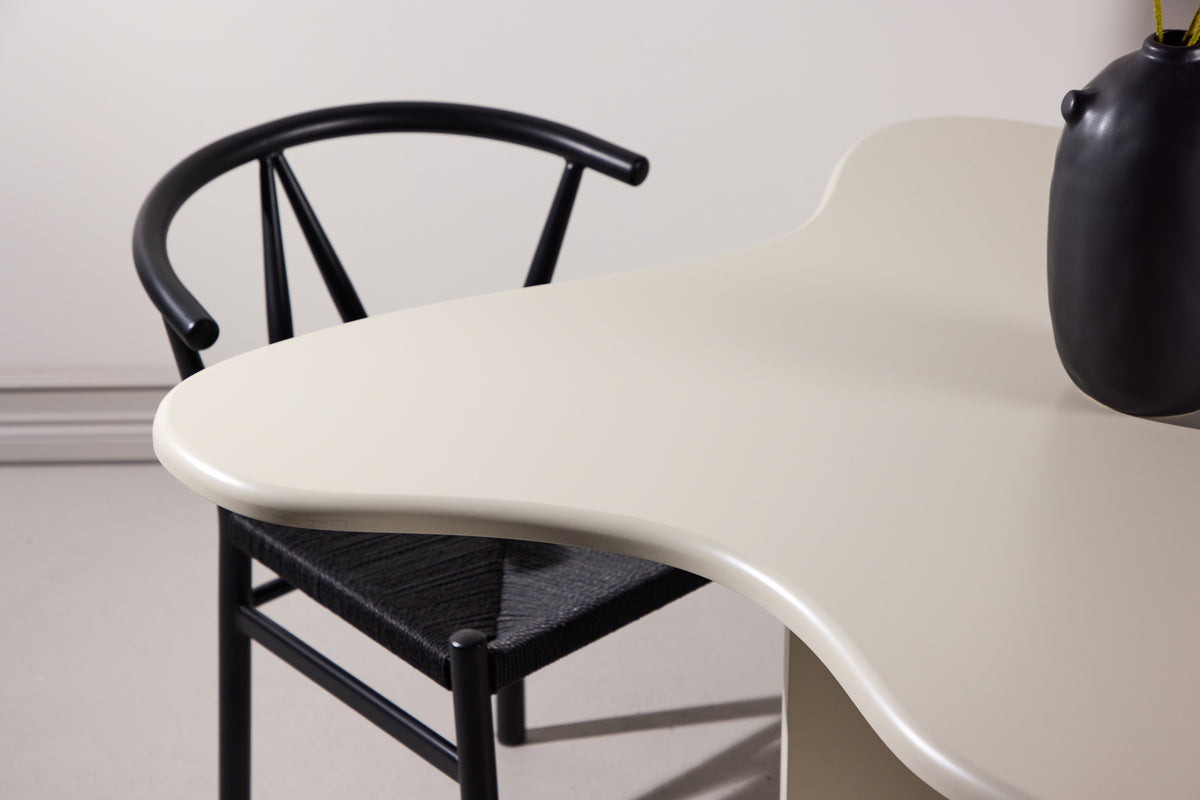 Ovalt spisebord 190 x 123 Beige