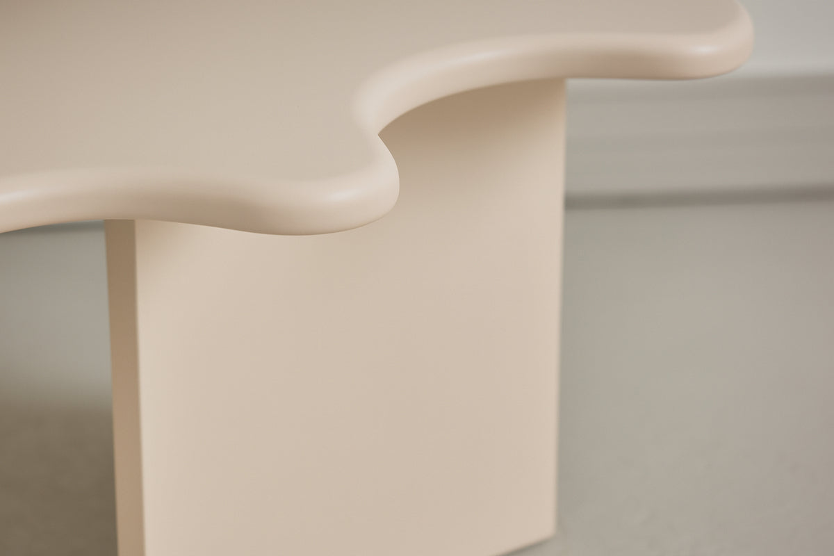 Flower Sofa Bord 116 x 76 Beige