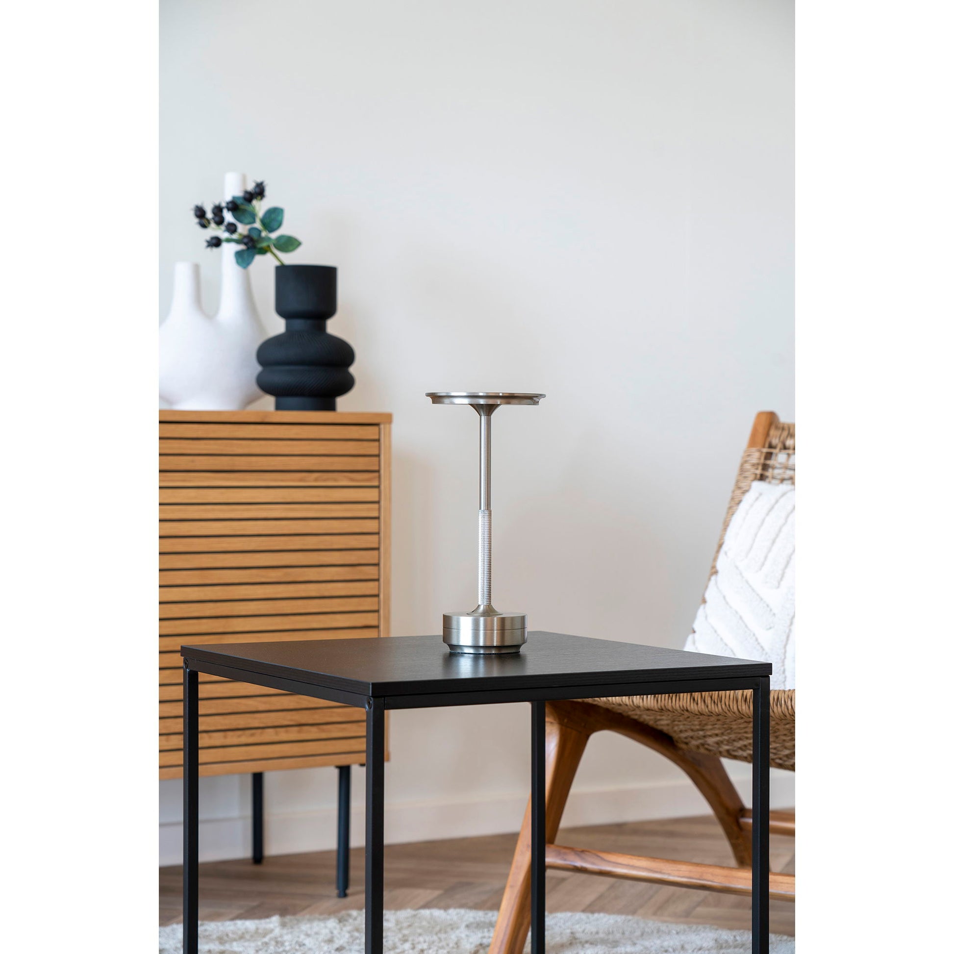 Lyneham Bordlampe