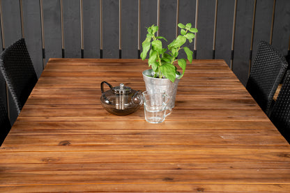 Knick & Zenia Spisebordsstole Sort + Spisebord 201 x 100