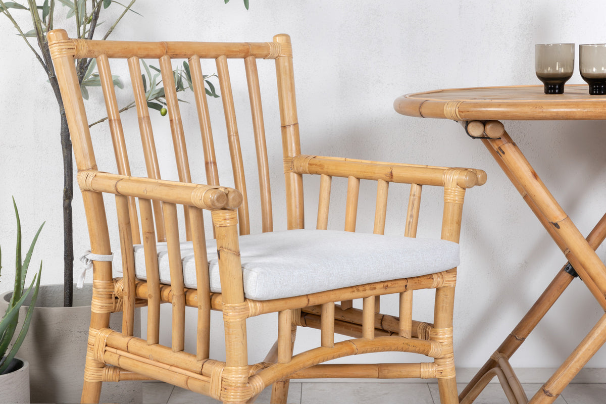 Cane Spisestole Natur + Cafebord ⌀80 Natur