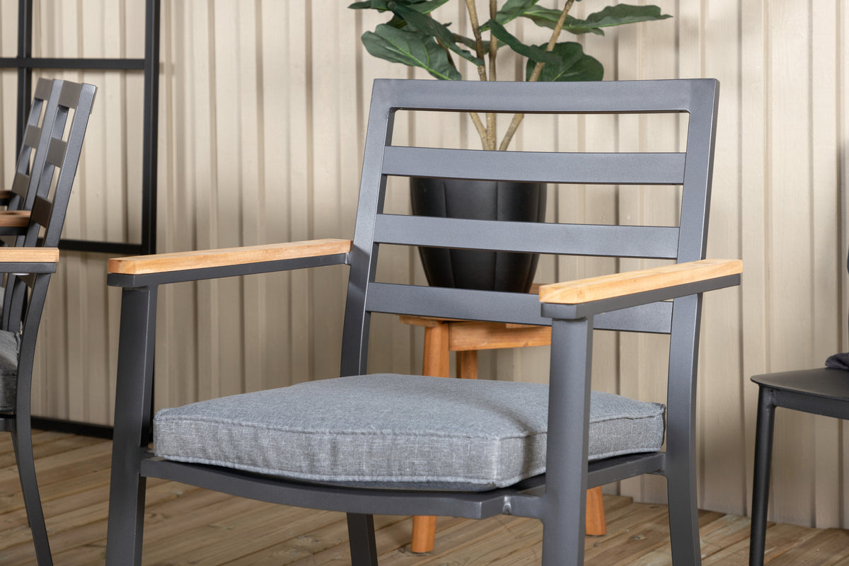 Julian & Brasilia Spisebord 210x100 + Spisestole Sort