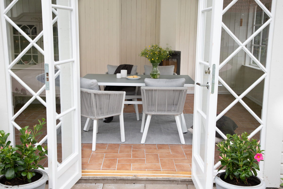 Virya Rektangulært Spisebord 74 x 160 x 90 Grå + Spisestole 2-pak Grå