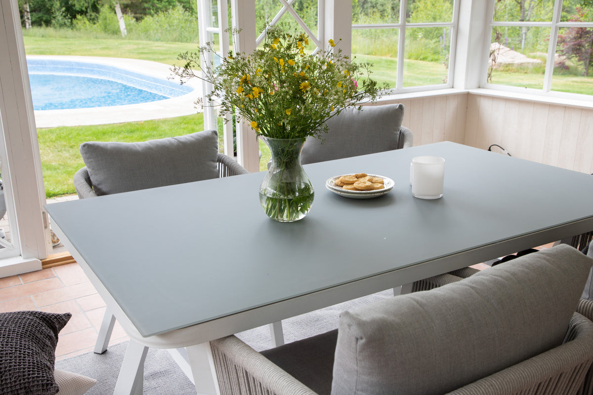 Virya Rektangulært Spisebord 74 x 160 x 90 Grå + Spisestole 2-pak Grå