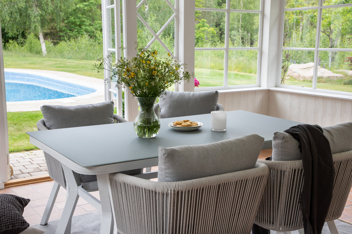 Virya Rektangulært Spisebord 74 x 160 x 90 Grå + Spisestole 2-pak Grå