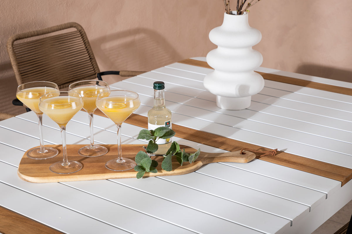 Rektangulært spisebord 150 x 90 Hvid + Spisebordsstol 2-pak Brun