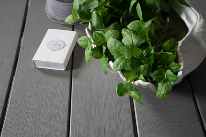 Copacabana & Parma Reclinerstole Grå + Rundt Spisebord ø140 Hvid