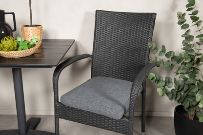 Venture Home Colorado & Anna Cafébord 70x70 + Spisestole Sort