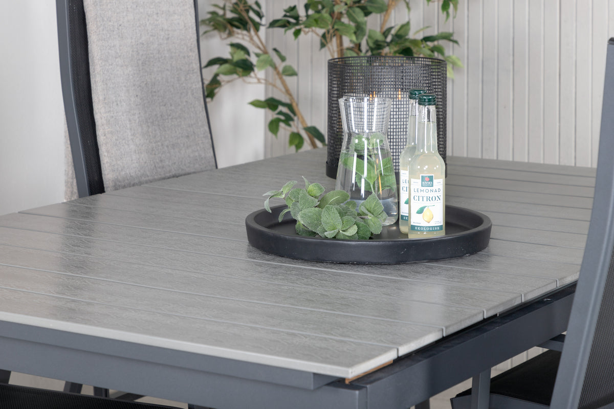 Levels & Copacabana Spisebord 160x100x75 + Reclinerstole Sort