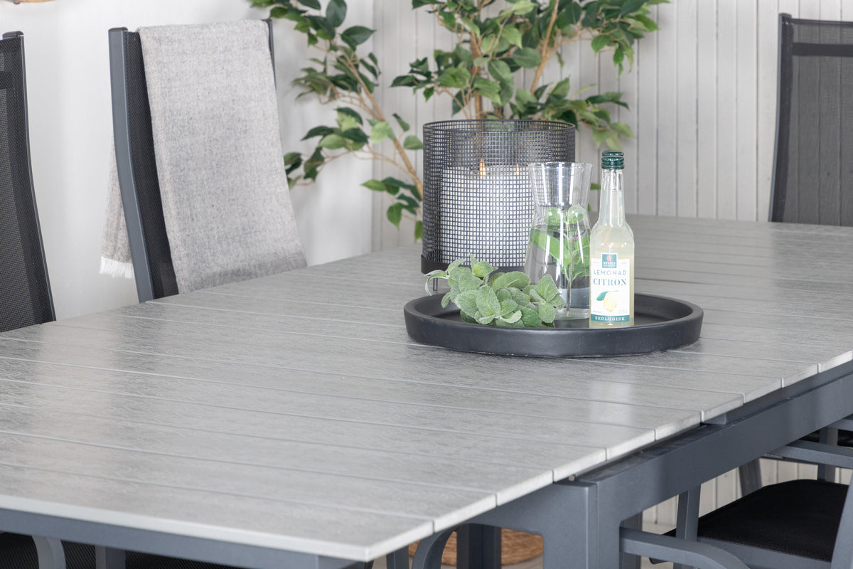 Levels & Copacabana Spisebord 160x100x75 + Reclinerstole Sort