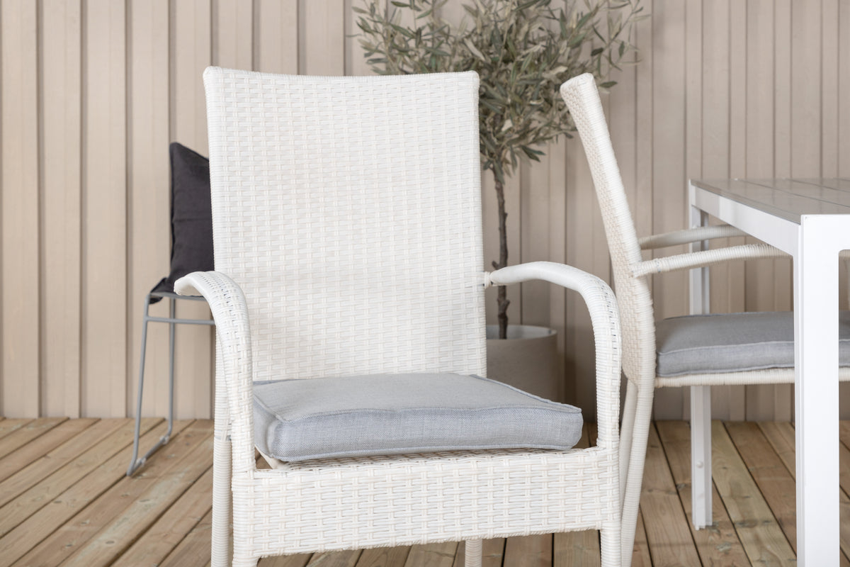 Break & Anna Break | Anna Spisebord 150x90 + 4 spisestole